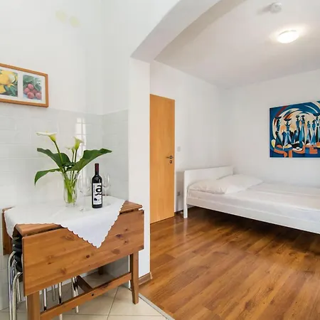 Apartments Kendes Vodice Exterior photo